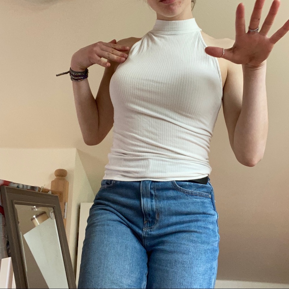 White ribbed tank